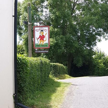 The Old Red Lion Hotel Bruton Exterior photo